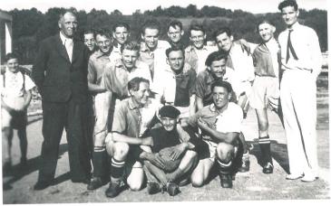 Jasenskí futbalisti okolo roku 1940